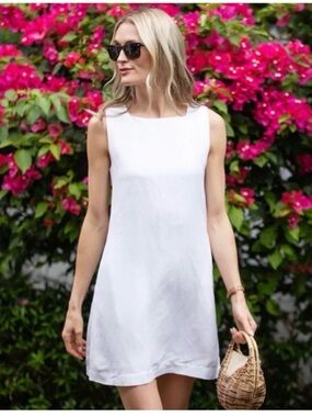 Julia Amory White Linen Serena Dress - Clean Square Neck Shift